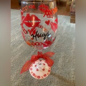 Delish Hugs and Kisses Wine Glass